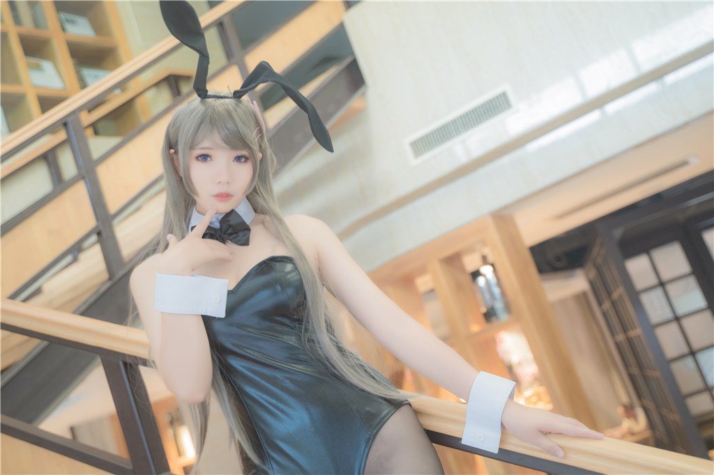 黑料网激辩:人气女团打歌服丑出圈,幕后谁定夺?,nqrse黑料