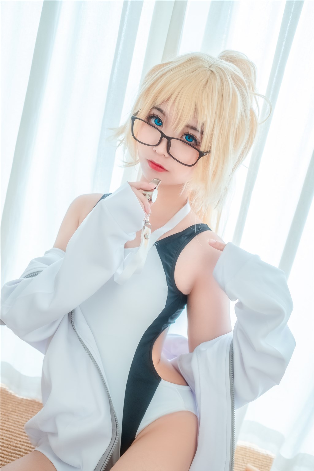 从黑料网看顶流艺人的形象坍塌瞬间,top的黑料